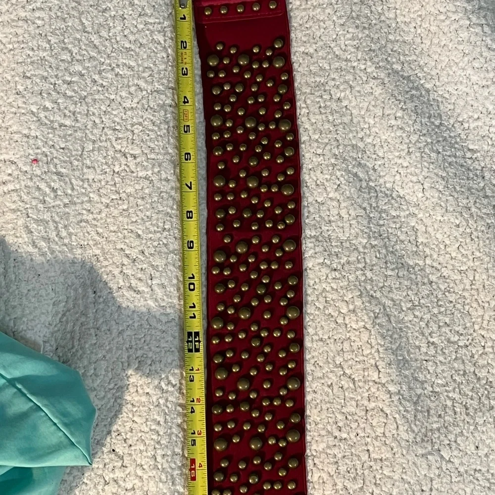 Vintage Studded Stretch Retro Red Belt - Picture 12 of 13